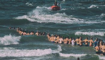 6-osobowa rodzina chciała odpocząć nad morzem. Wystarczyła chwila i doszło do tragedii