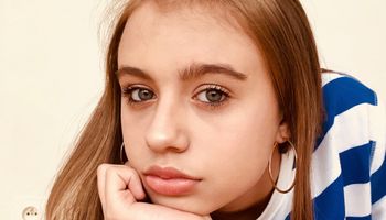 16-letnia Oliwia Bieniuk po ścięciu włosów wygląda jak Anna Przybylska, gdy była w jej wieku