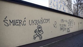Antyukraińskie graffiti w Krakowie. Jeden szczegół zwrócił uwagę internautów