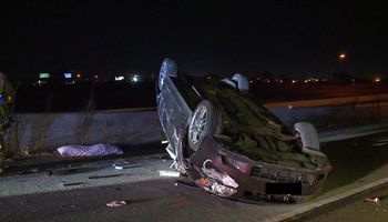Tragiczny wypadek na autostradzie. Nie żyje znany bramkarz, jego żona i 6-letni syn