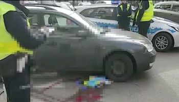 Tragiczny wypadek w Warszawie. Kierowca potrącił starszą kobietę na przejściu dla pieszych