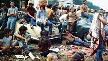 Woodstock kiedyś wyglądał zupełnie inaczej. Uczestniczyły w nim nawet małe dzieci