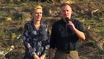 Andrzej Duda śpiewa razem z żoną. Pod nagraniem nie brakuje komentarzy