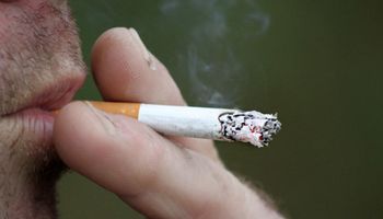 Zła wiadomość dla palaczy. Od 20 maja być może nie kupią już papierosów w sklepach