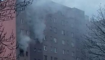 Pożar w krakowskim wieżowcu. 18-latka w akcie desperacji wyskoczyła z 6. piętra