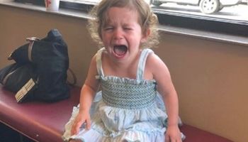 Dwulatka napisała list o tym, co czuje, gdy płacze? Symulacja oddaje całkowicie stan dzieci