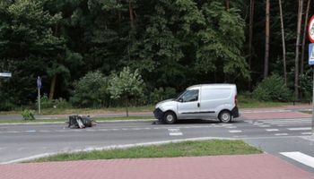 Tragiczny wypadek. Kierowca wjechał na pasach w 82-latka na wózku inwalidzkim