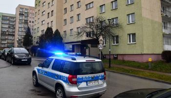 47-latek wypadł z okna bloku w Kielcach