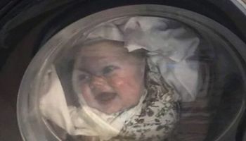 Dziecko znalazło się w pralce
