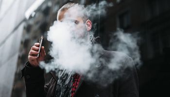e-papierosy zabiły 19-latka