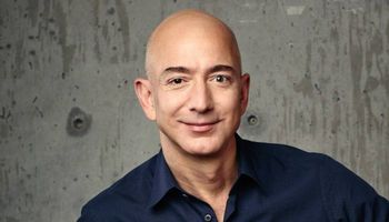 Jeff Bezos odda 10 mld dolarów