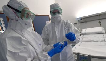 Epidemiolog alarmuje: „Faktycznie jest ponad 20 tys. nowych przypadków”