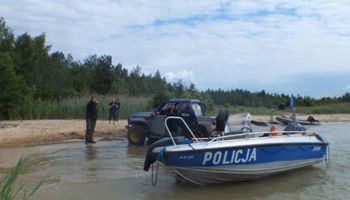 Z jeziora wyłowiono zwłoki dwóch osób. Należą do miejscowych lekarzy
