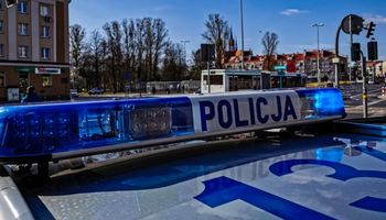 32-latek z Płocka rzucił się na policjantów. Zmarł w trakcie interwencji