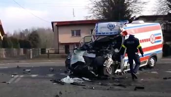 Kierowca karetki zginął w wypadku