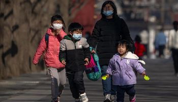Chińczycy pozwalają parom na troje dzieci