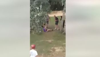 Nastolatek bije chłopca w rzeszowskim skateparku. Nikt nie reaguje