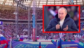 Władimir Putin przemawia w luksusowej kurtce