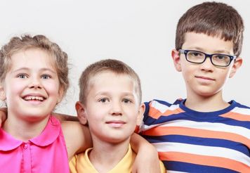 Jak przenoszą się wszy? Praktyczny poradnik dla rodziców przedszkolaków i uczniów