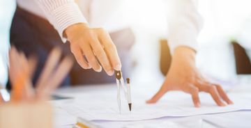 Projekty architektoniczne – czym różnią się od projektów budowlanych?