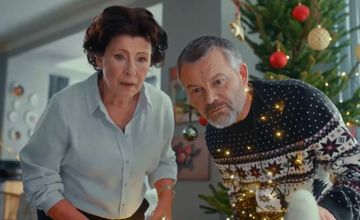 "Polsat Box prezentuje się pod choinkę".  Dorota Kolak i Jacek Braciak w świątecznej kampanii