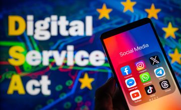 Dziś wielka debata o przepisach dot. blokowania treści w internecie. Wyjaśniamy, czym jest unijny akt DSA