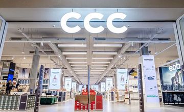 Grupa CCC przejęła firmę odzieżową. "Otwieramy cztery sklepy dziennie"