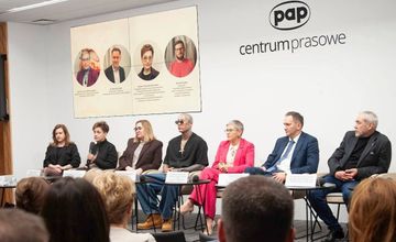 Influencer Stifler twarzą akcji "Sieci na dzieci: stop cyberprzemocy". Zlecił ją resort edukacji