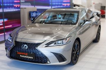 Lexus ES 300H f Sport Design