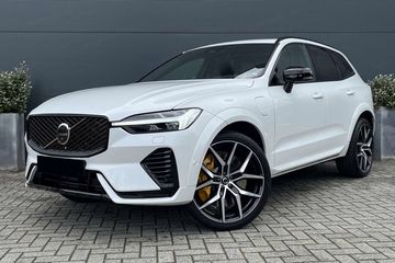 Volvo XC60 T8 Plug-In Hybrid AWD Polestar Engineered