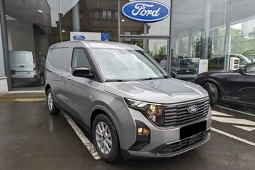 Ford Transit Courier Limited A7