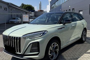Hongqi HS3 1.5T FWD