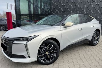 DS N°4 Performance Line EAT8 1.5 BlueHDi