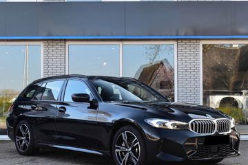 BMW Seria 3 Touring 318d M Sport