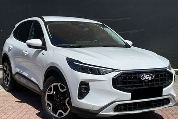 Ford Kuga Active eCVT 2.5 PHEV FWD