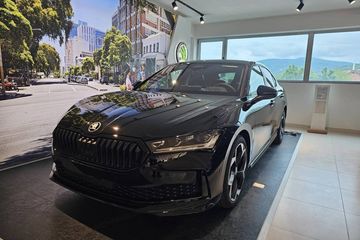 Skoda Superb Sportline 2.0 TSI DSG