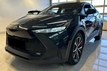 Toyota C-HR Style 2.0 Hybrid Dynamic Force Plug-in
