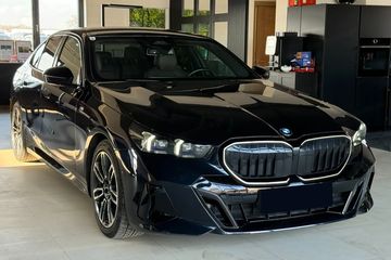 BMW Seria 5 520i M Sport