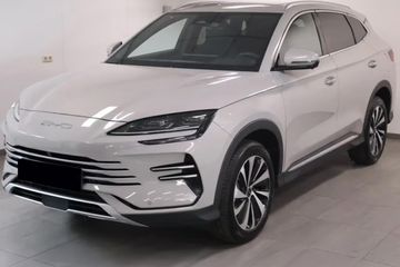 BYD Seal U DM-i  Design AWD