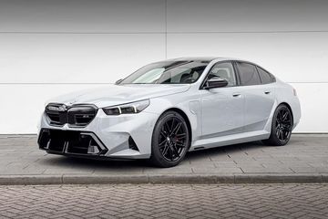 BMW Seria 5 M5