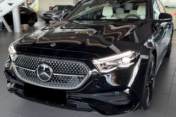 Mercedes Klasa E 200 4-Matic AMG
