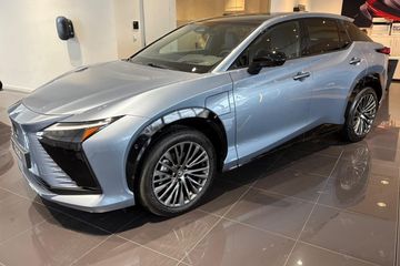 Lexus RZ 350e Prestige BEV