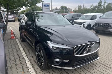 Volvo XC60 T8 Plug-In Hybrid AWD Ultra Bright