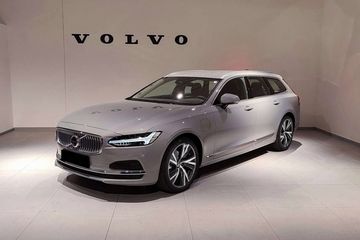 Volvo V90 T6 AWD Plug-In Hybrid Plus Bright