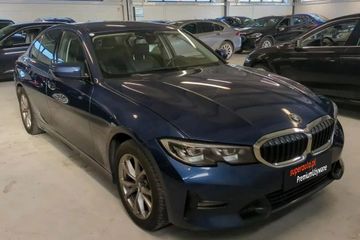 BMW Seria 3 320i Sport Line