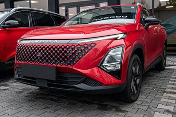 Omoda 5 1.5 T-GDI Hybrid Premium DHT