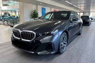 BMW Seria 5 520d xDrive M Sport