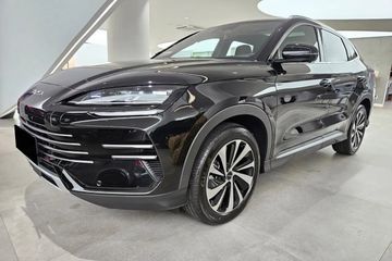 BYD Seal U DM-i Design AWD
