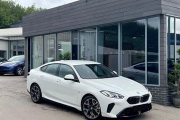 BMW Seria 2 Gran Coupe 220 M Sport