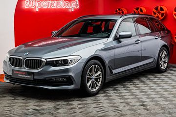 BMW Seria 5 520d xDrive Sport Line